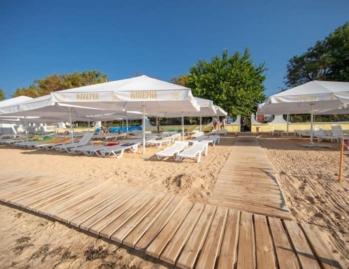 Оборудованный пляж - СОК «Империя»