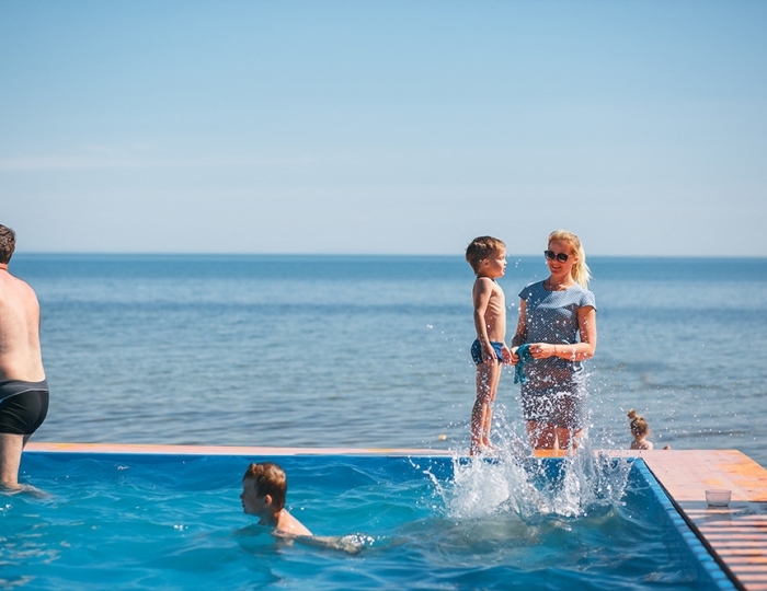 Игры в бассейне - СОК «Империя»